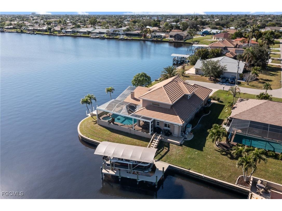 3241 SE 1st Court Cape Coral FL 33904 2025016952 image4