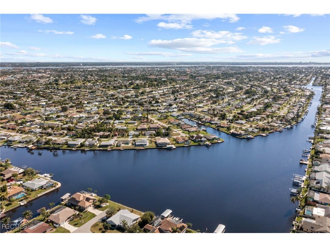 3241 SE 1st Court Cape Coral FL 33904 2025016952 image48