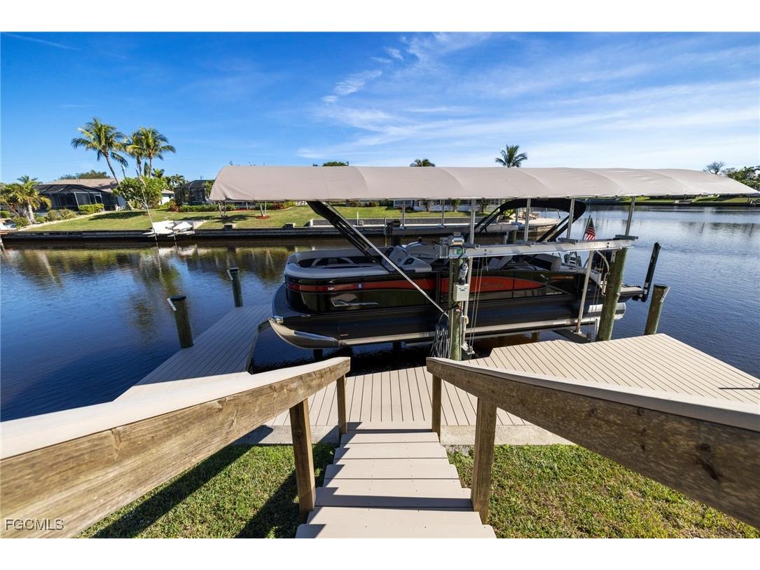 3241 SE 1st Court Cape Coral FL 33904 2025016952 image5