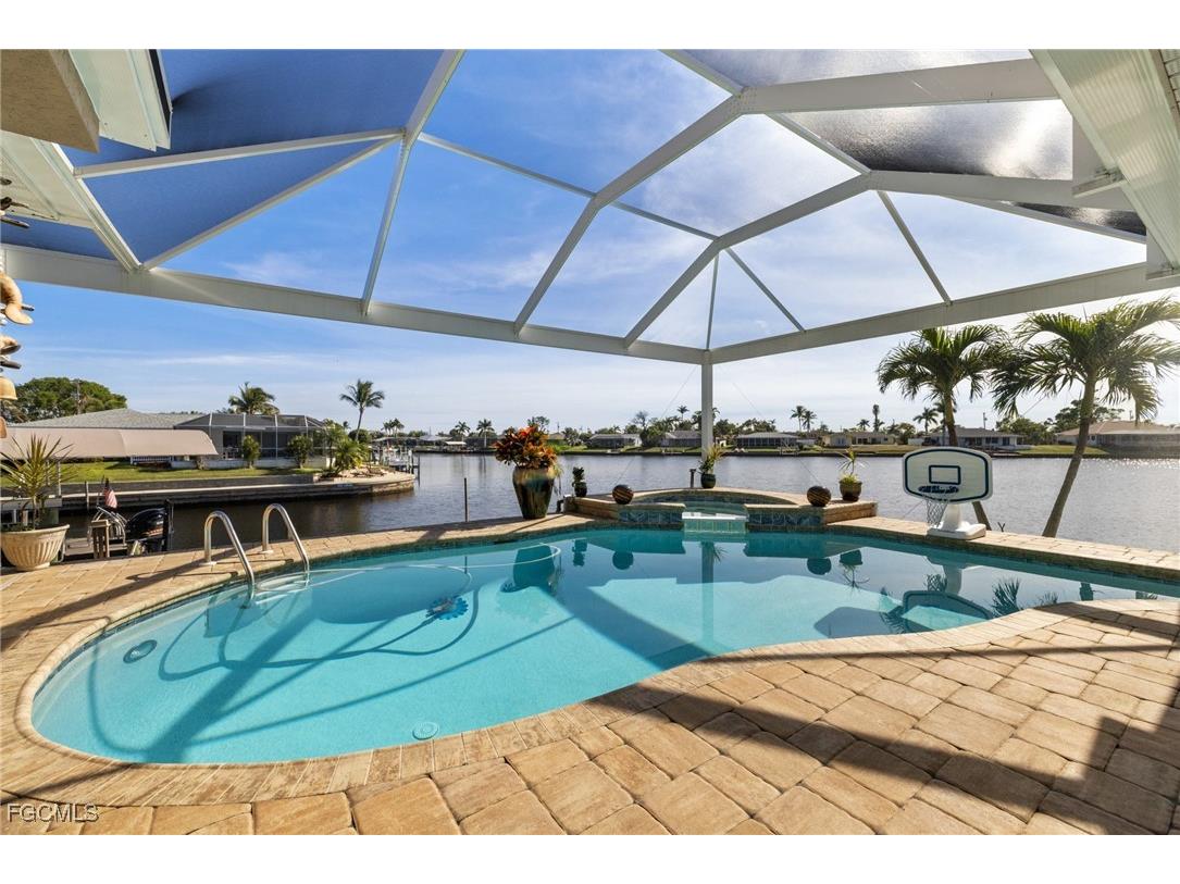 3241 SE 1st Court Cape Coral FL 33904 2025016952 image6