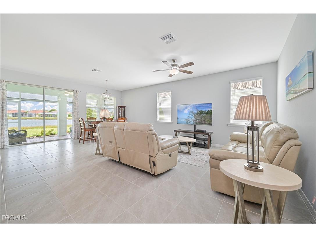 3242 Apple Blossom Drive Alva FL 33920 2025013955 image12