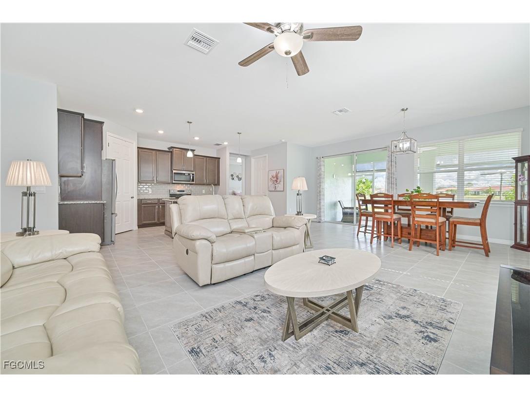 3242 Apple Blossom Drive Alva FL 33920 2025013955 image14