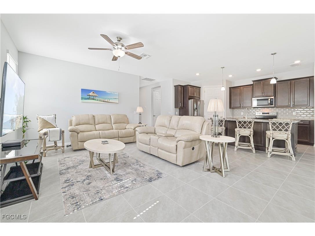 3242 Apple Blossom Drive Alva FL 33920 2025013955 image15