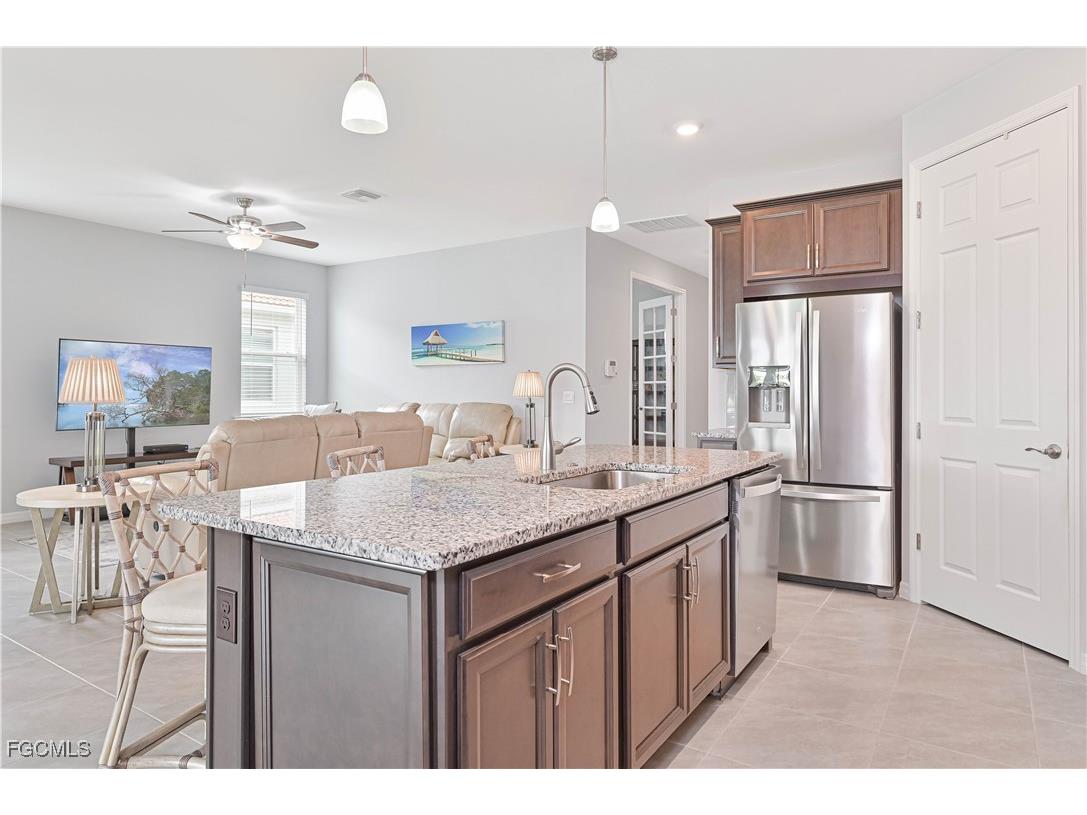 3242 Apple Blossom Drive Alva FL 33920 2025013955 image22