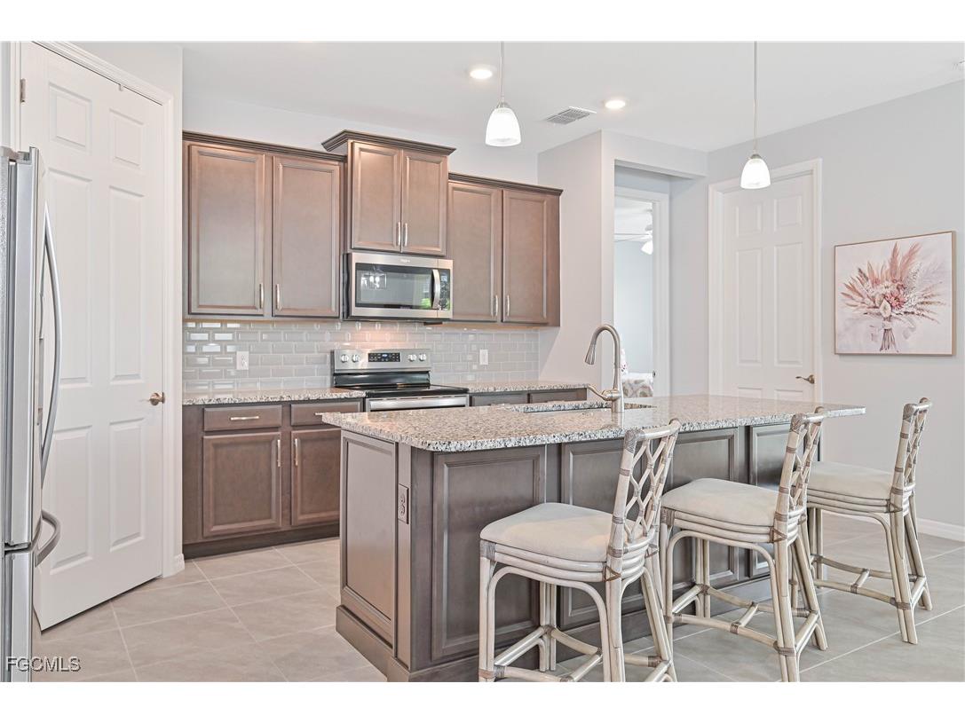 3242 Apple Blossom Drive Alva FL 33920 2025013955 image23