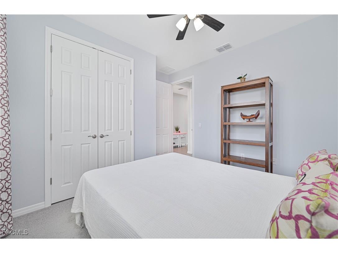 3242 Apple Blossom Drive Alva FL 33920 2025013955 image36