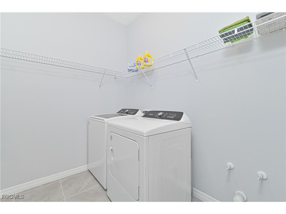 3242 Apple Blossom Drive Alva FL 33920 2025013955 image38