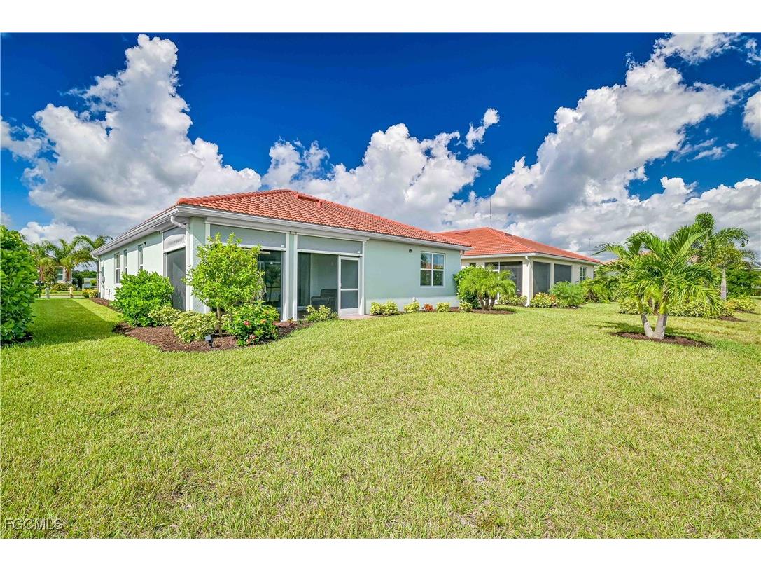 3242 Apple Blossom Drive Alva FL 33920 2025013955 image7