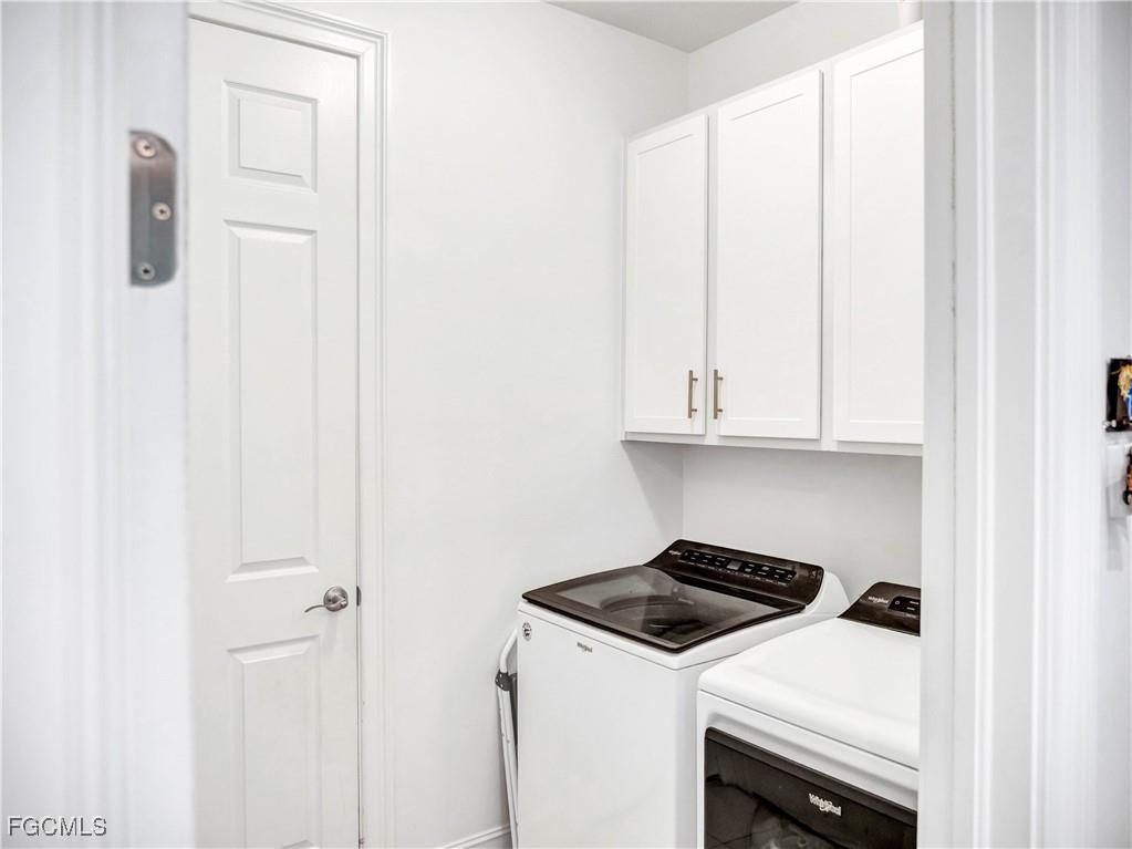 3242 Baravaldo Circle Cape Coral FL 33909 2025021813 image15