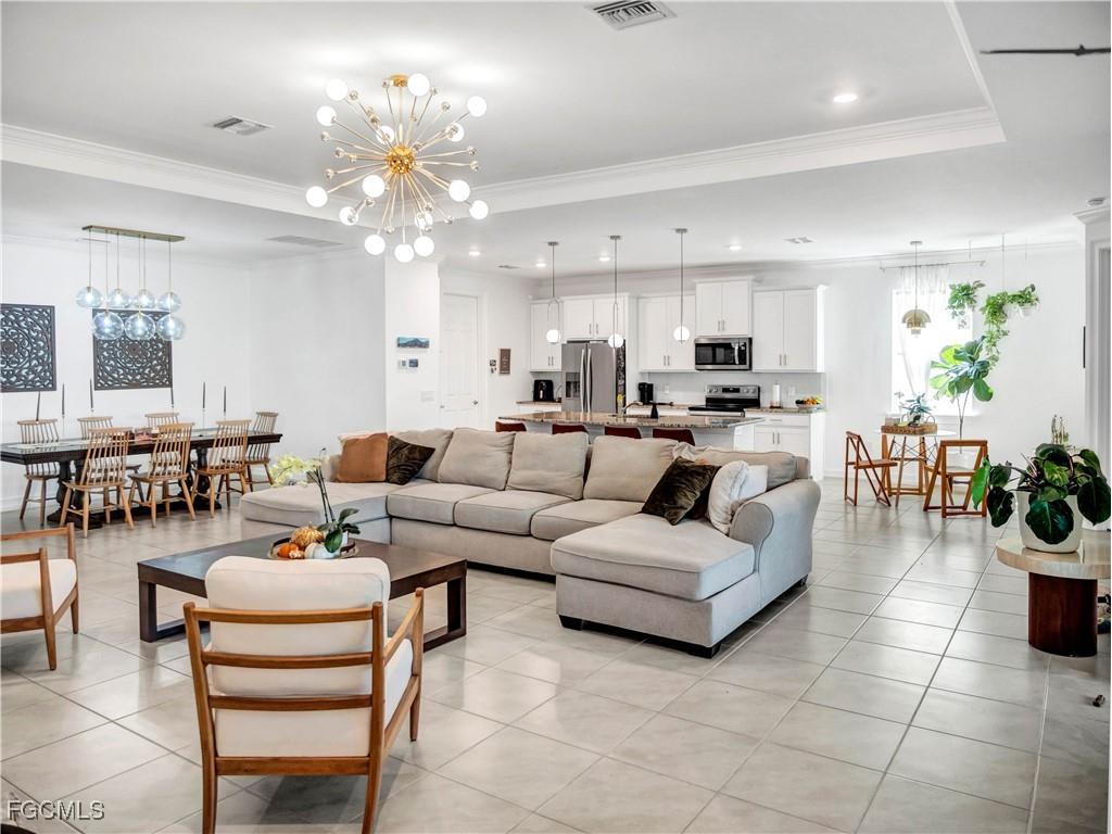 3242 Baravaldo Circle Cape Coral FL 33909 2025021813 image28