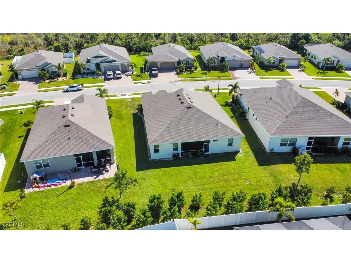 3242 Baravaldo Circle Cape Coral FL 33909 2025021813 image5