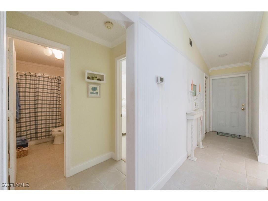 3243 Horse Carriage Way #108 Naples FL 34105 225080835 image4