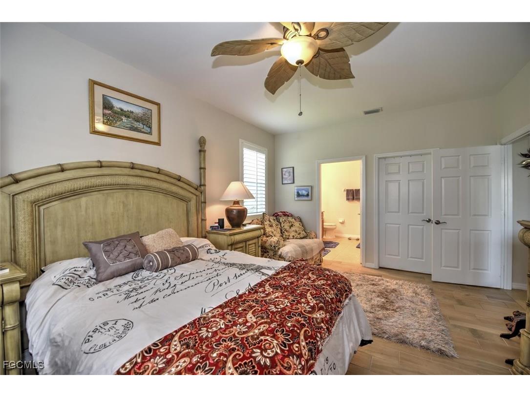 3244 Magnolia Landing Lane North Fort Myers FL 33917 2025019261 image10