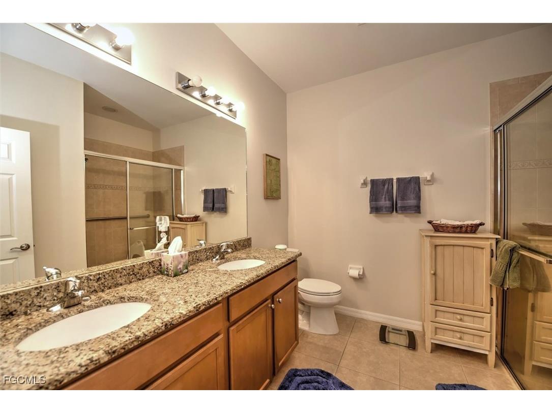 3244 Magnolia Landing Lane North Fort Myers FL 33917 2025019261 image11