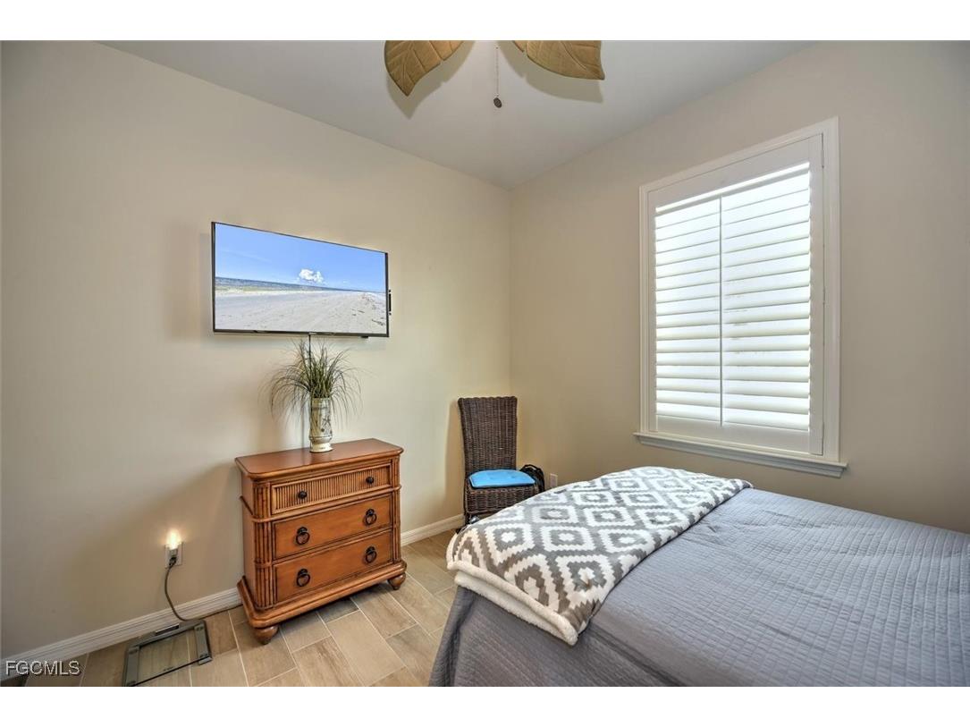 3244 Magnolia Landing Lane North Fort Myers FL 33917 2025019261 image16