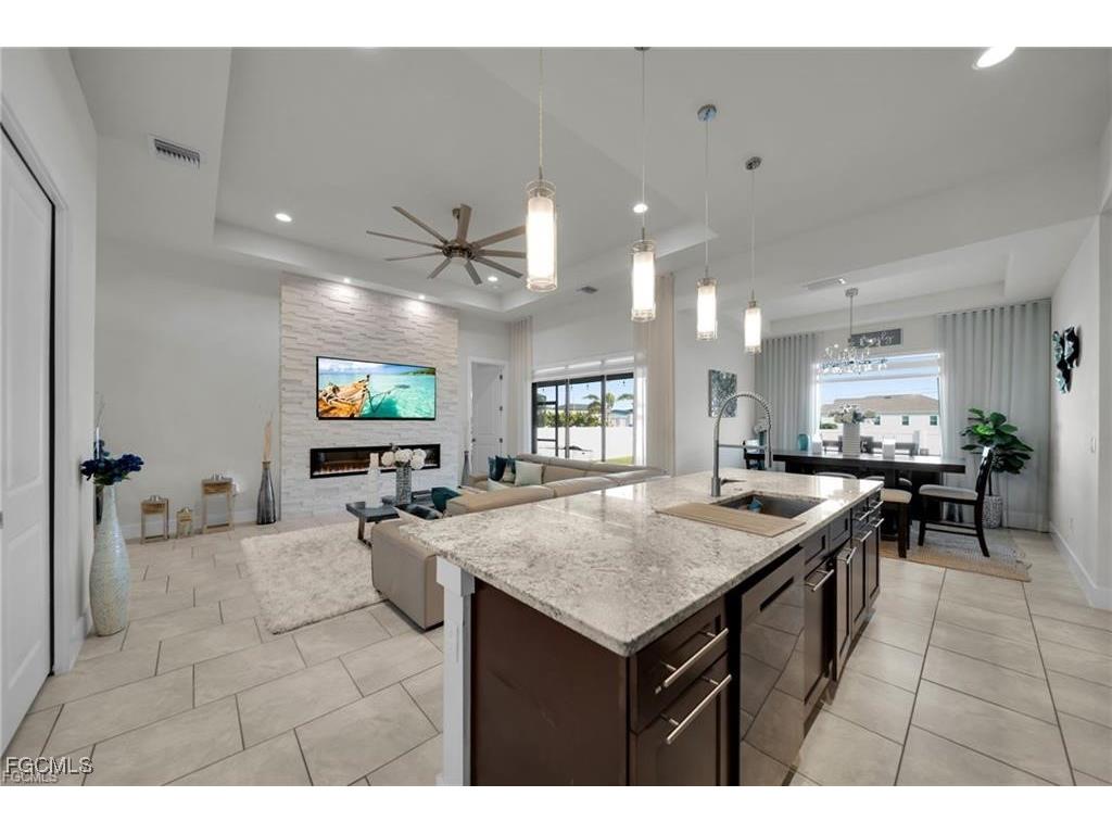 3246 NW 21st Terrace Cape Coral FL 33993 2026006281 image10