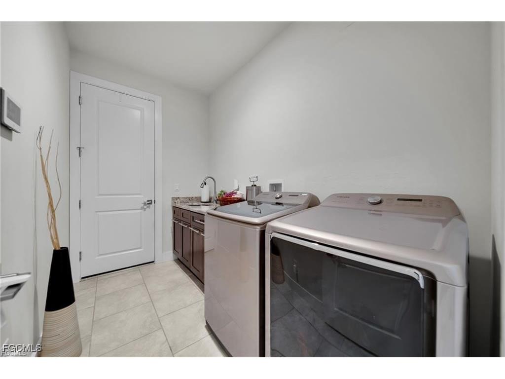 3246 NW 21st Terrace Cape Coral FL 33993 2026006281 image35