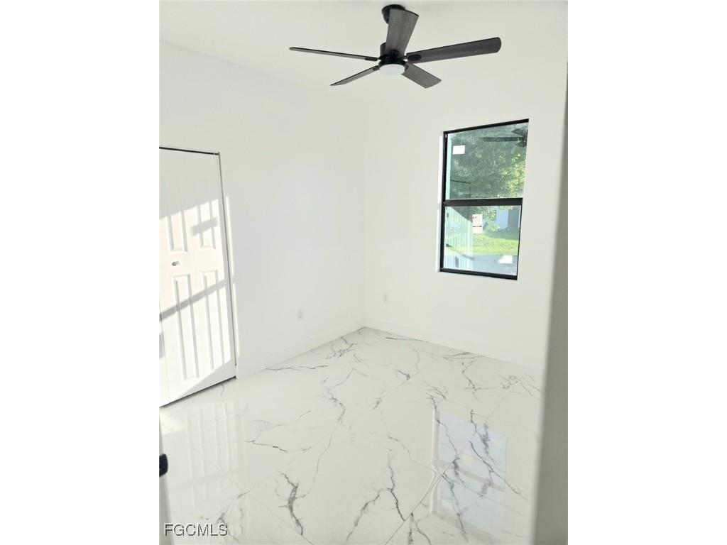 3248 Franklin Street Fort Myers FL 33916 2025019892 image2