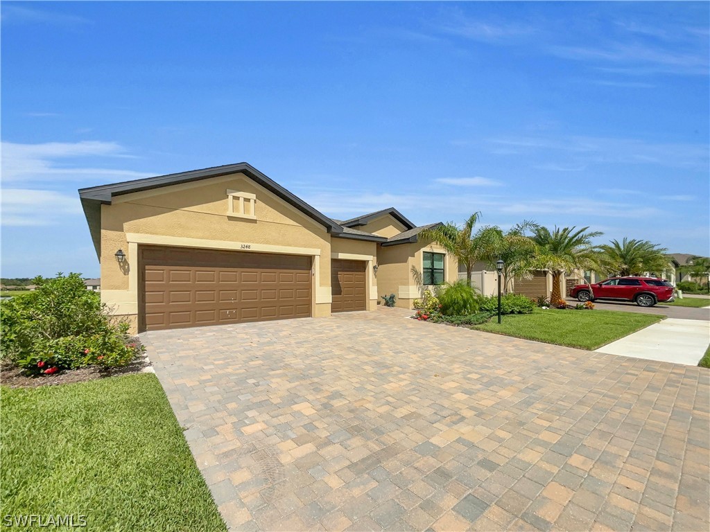 3248 Menores Way Fort Myers FL 33905 224055526 image1