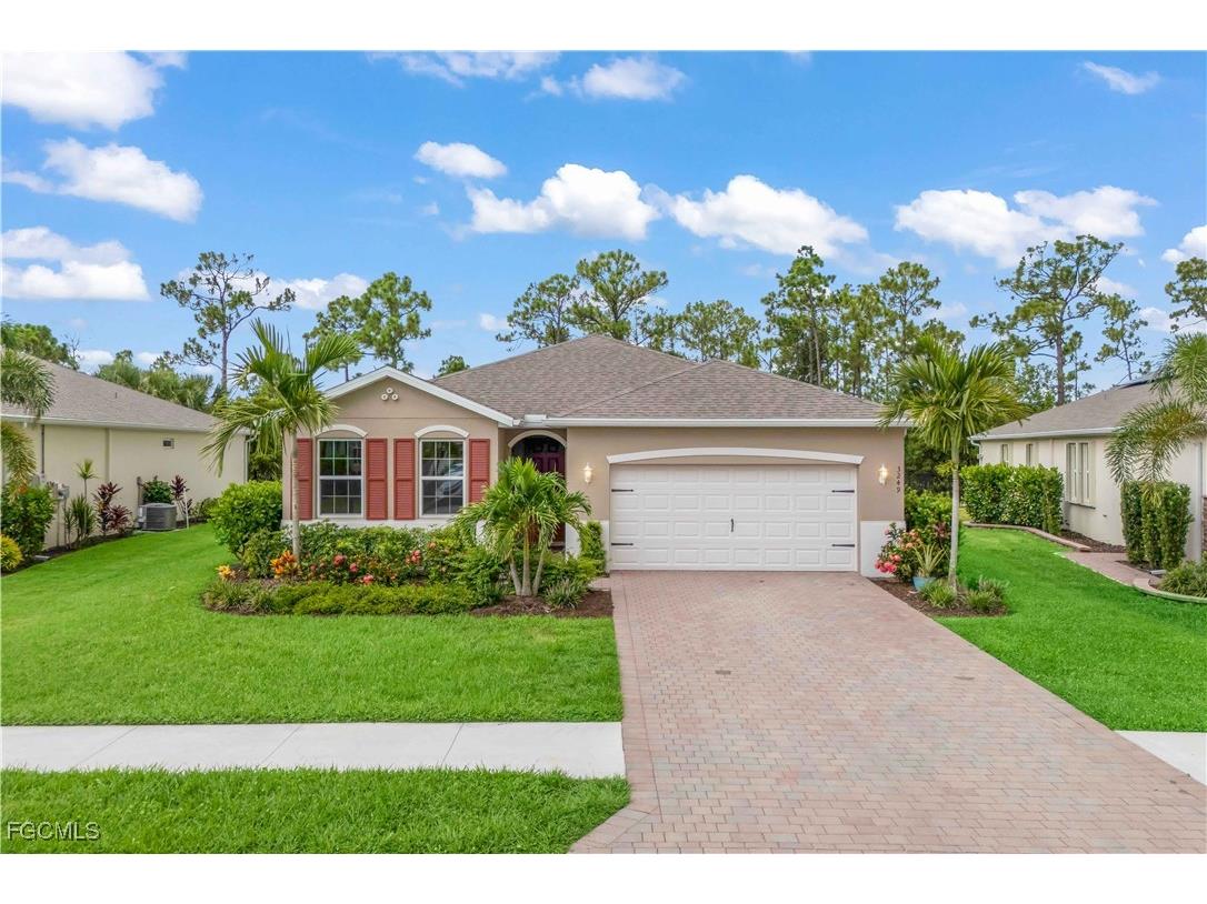 3249 Baravaldo Circle Cape Coral FL 33909 2025000356 image1
