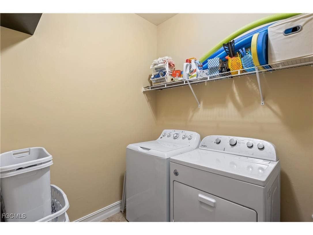 3249 Baravaldo Circle Cape Coral FL 33909 2025000356 image12