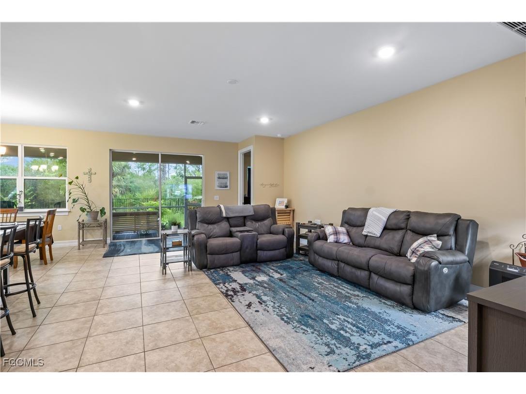 3249 Baravaldo Circle Cape Coral FL 33909 2025000356 image13