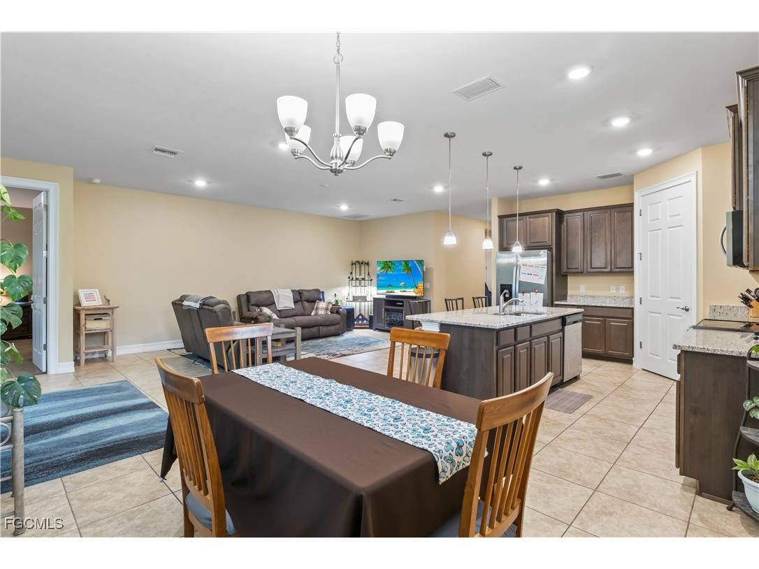 3249 Baravaldo Circle Cape Coral FL 33909 2025000356 image23