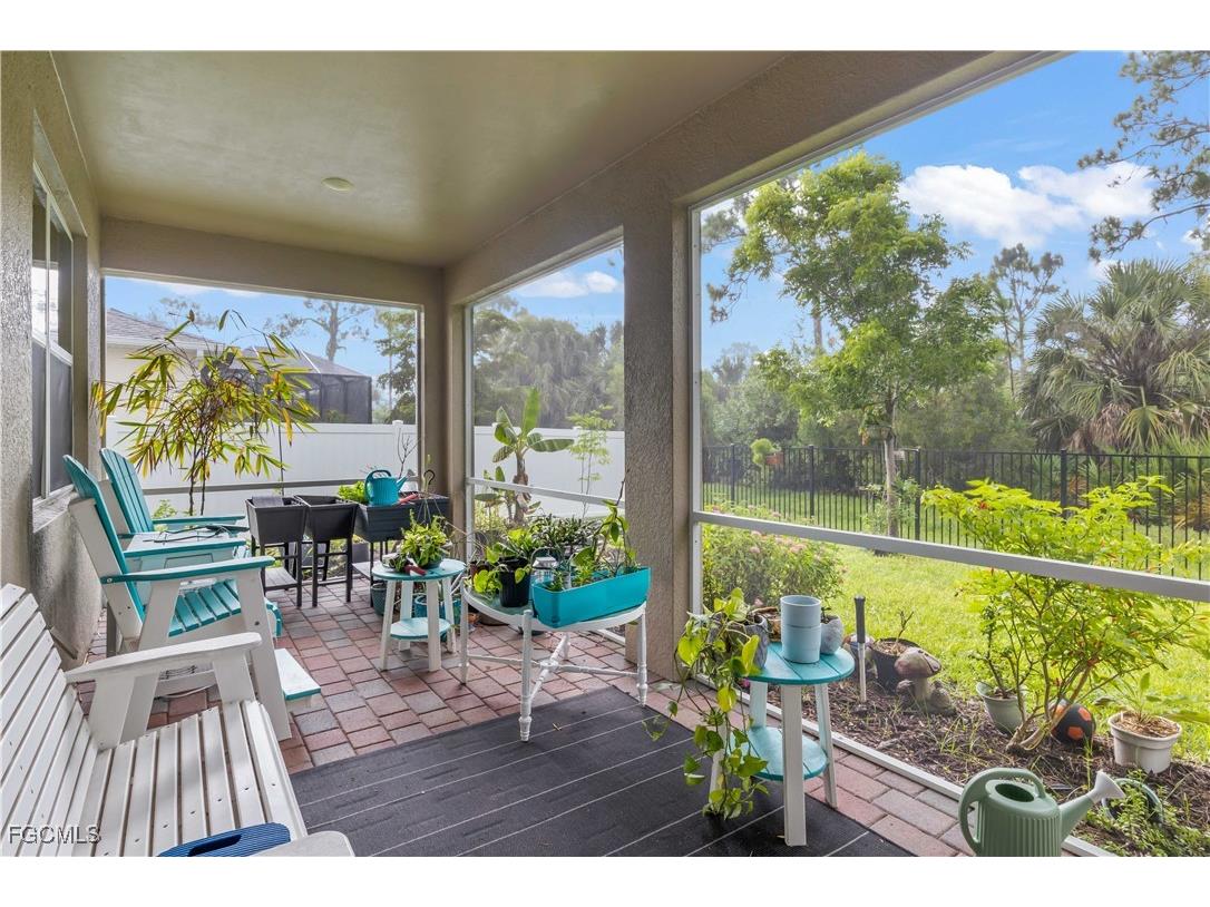 3249 Baravaldo Circle Cape Coral FL 33909 2025000356 image28