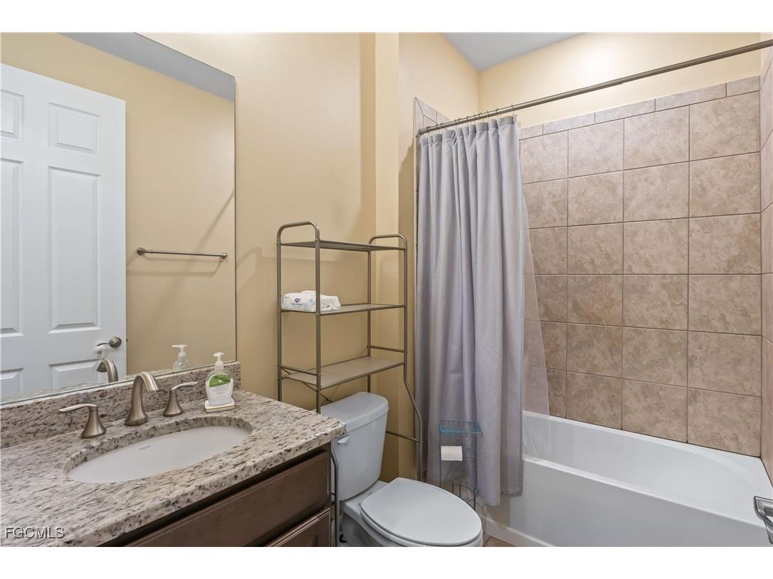 3249 Baravaldo Circle Cape Coral FL 33909 2025000356 image8