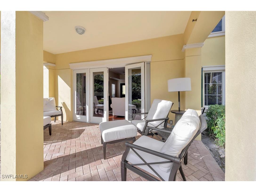 325 3rd Street S #6 Naples FL 34102 225078435 image31