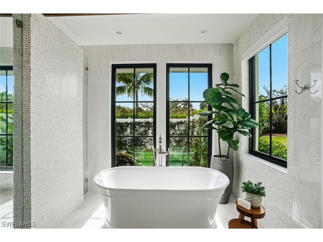 325 Cocohatchee Boulevard Naples FL 34110 226007977 image17