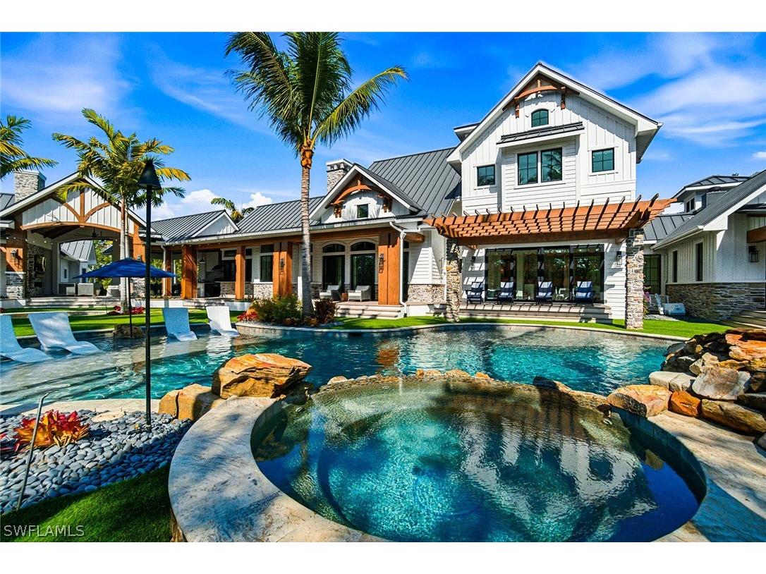 325 Cocohatchee Boulevard Naples FL 34110 226007977 image32