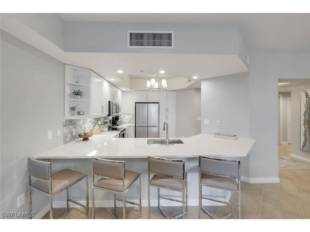 325 Dunes Boulevard #204 Naples FL 34110 226007048 image11