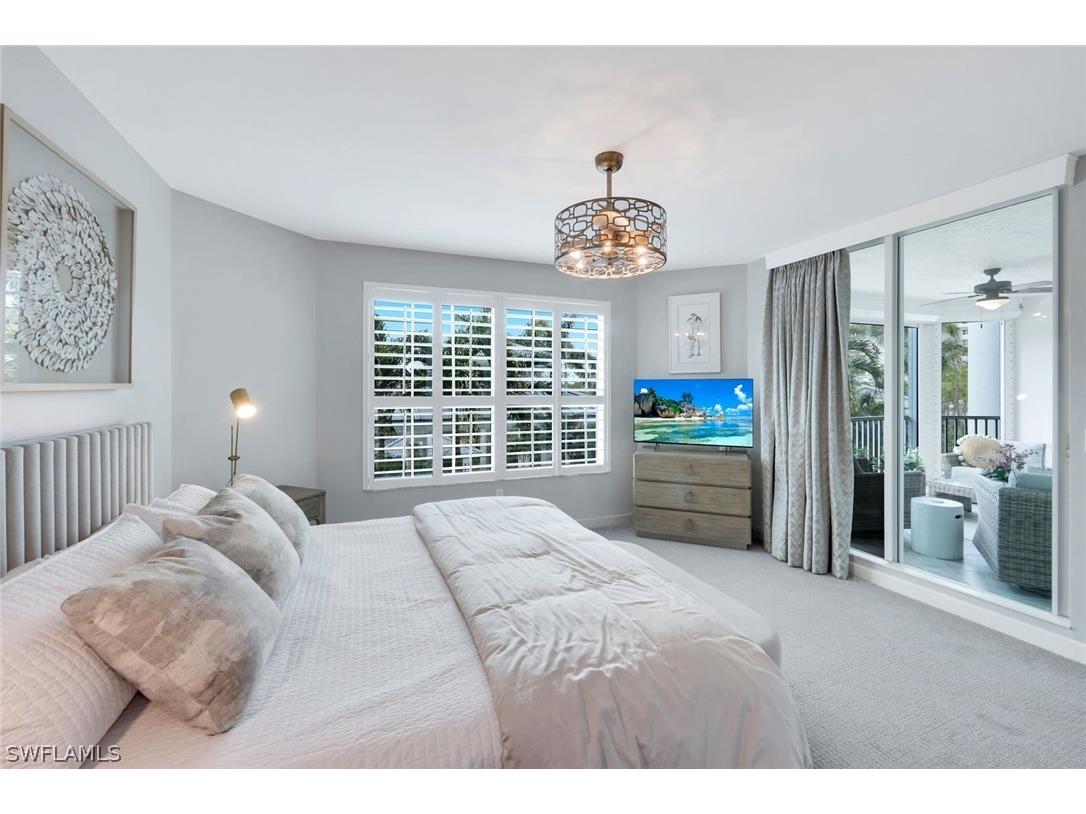 325 Dunes Boulevard #204 Naples FL 34110 226007048 image18