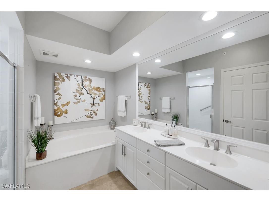 325 Dunes Boulevard #204 Naples FL 34110 226007048 image19