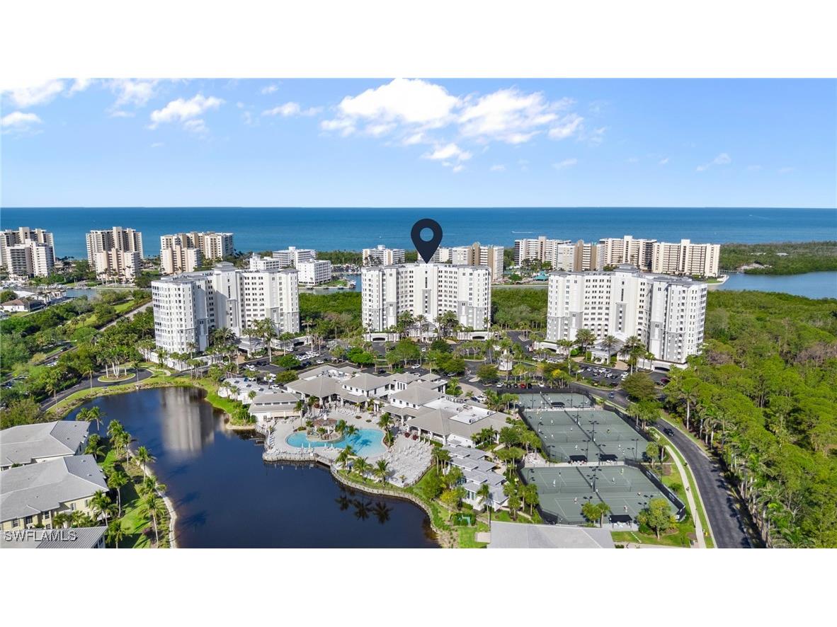 325 Dunes Boulevard #403 Naples FL 34110 225029055 image1