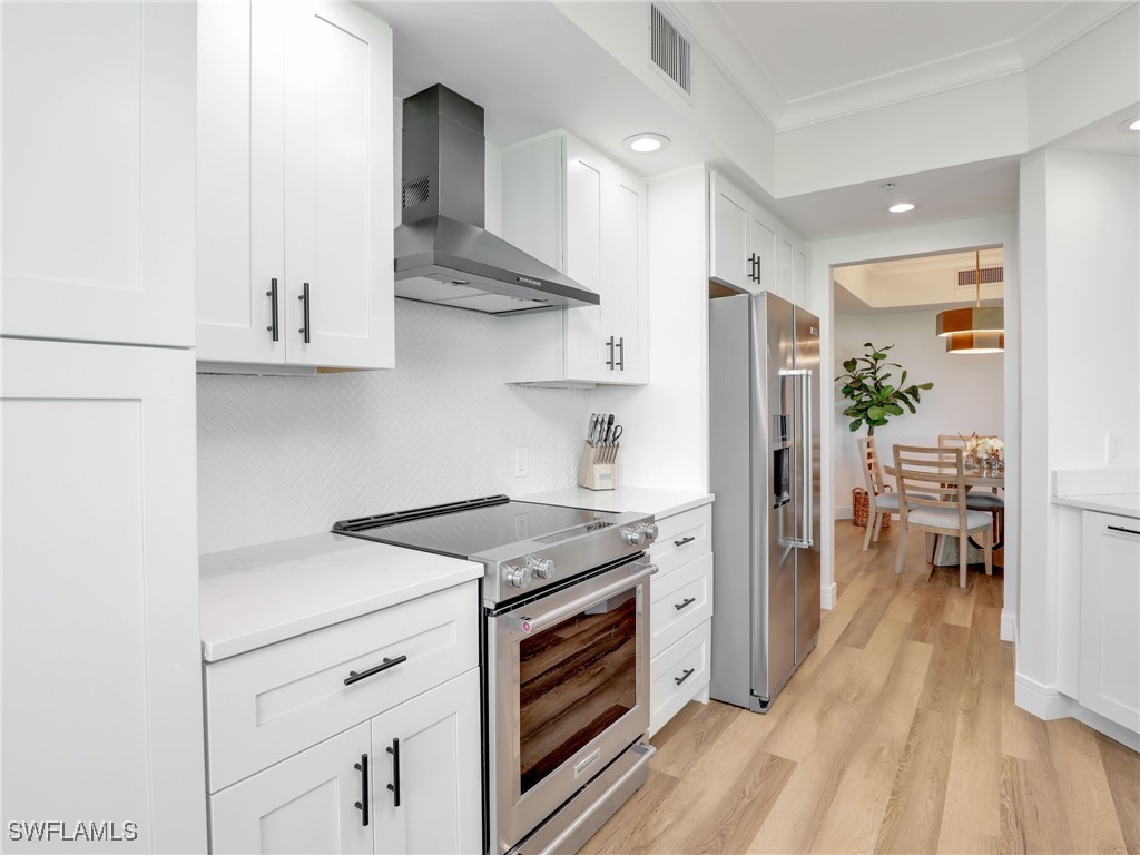 325 Dunes Boulevard #403 Naples FL 34110 225082066 image12