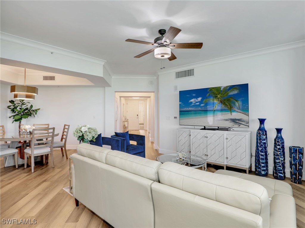 325 Dunes Boulevard #403 Naples FL 34110 225082066 image18