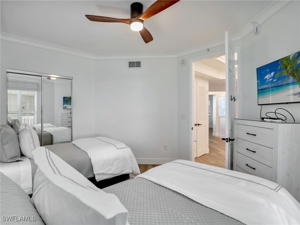 325 Dunes Boulevard #403 Naples FL 34110 225082066 image33