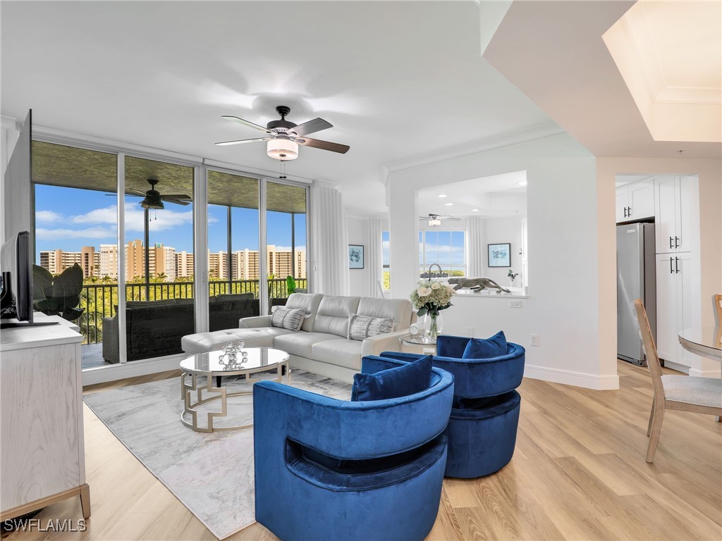 325 Dunes Boulevard #403 Naples FL 34110 225082066 image8