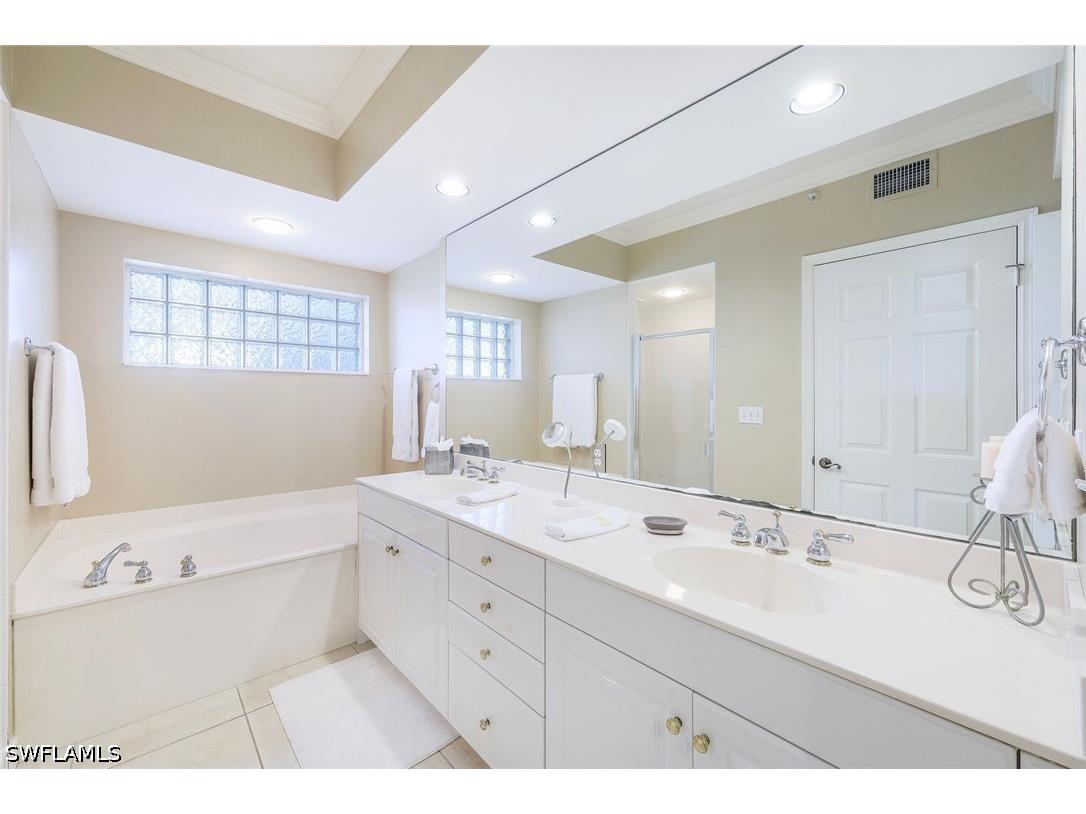 325 Dunes Boulevard #406 Naples FL 34110 226018443 image12