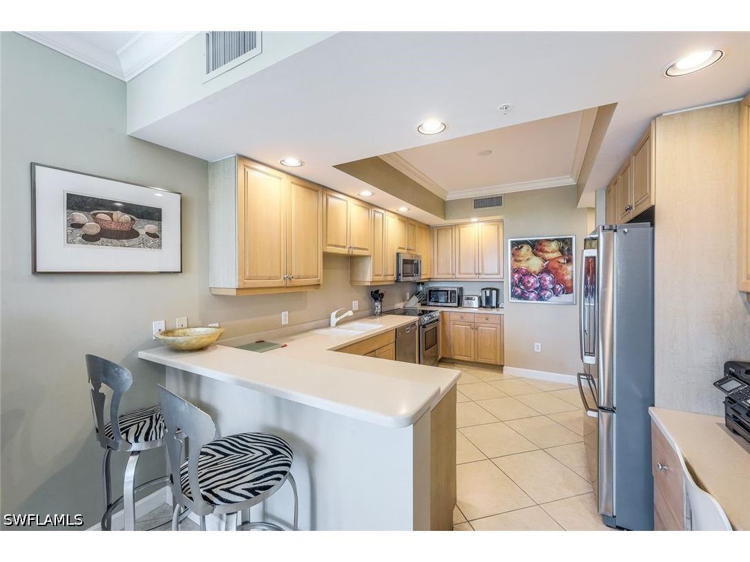 325 Dunes Boulevard #406 Naples FL 34110 226018443 image8