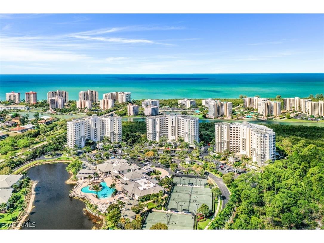 325 Dunes Boulevard #704 Naples FL 34110 222086907 image1