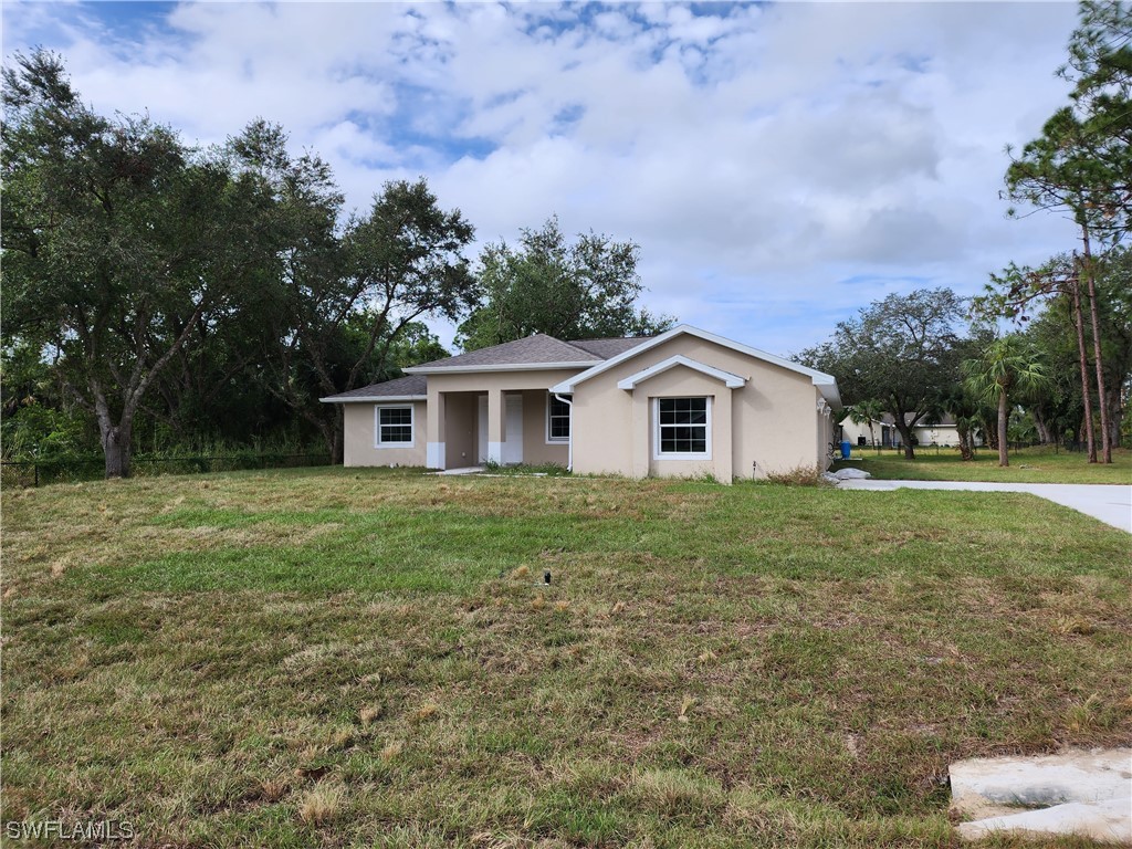 325 Hamilton Avenue Lehigh Acres FL 33936 223085693 image1