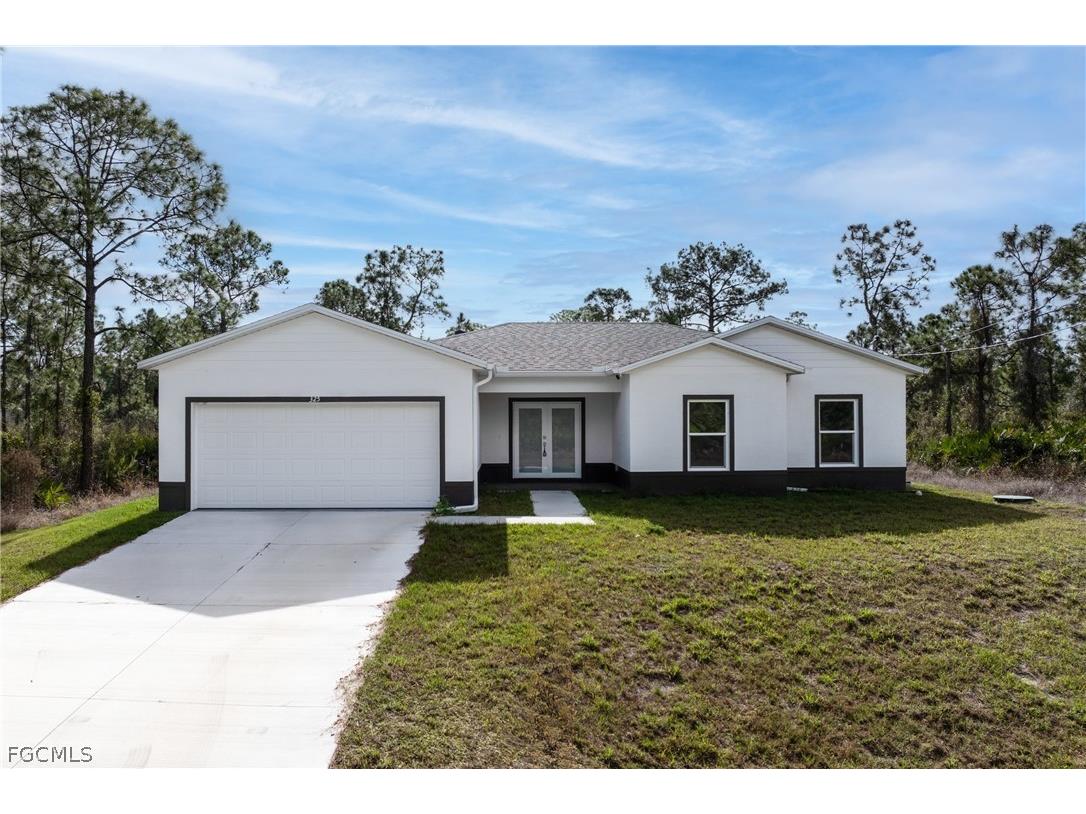 325 Hermosa Avenue Lehigh Acres FL 33974 2026012400 image1