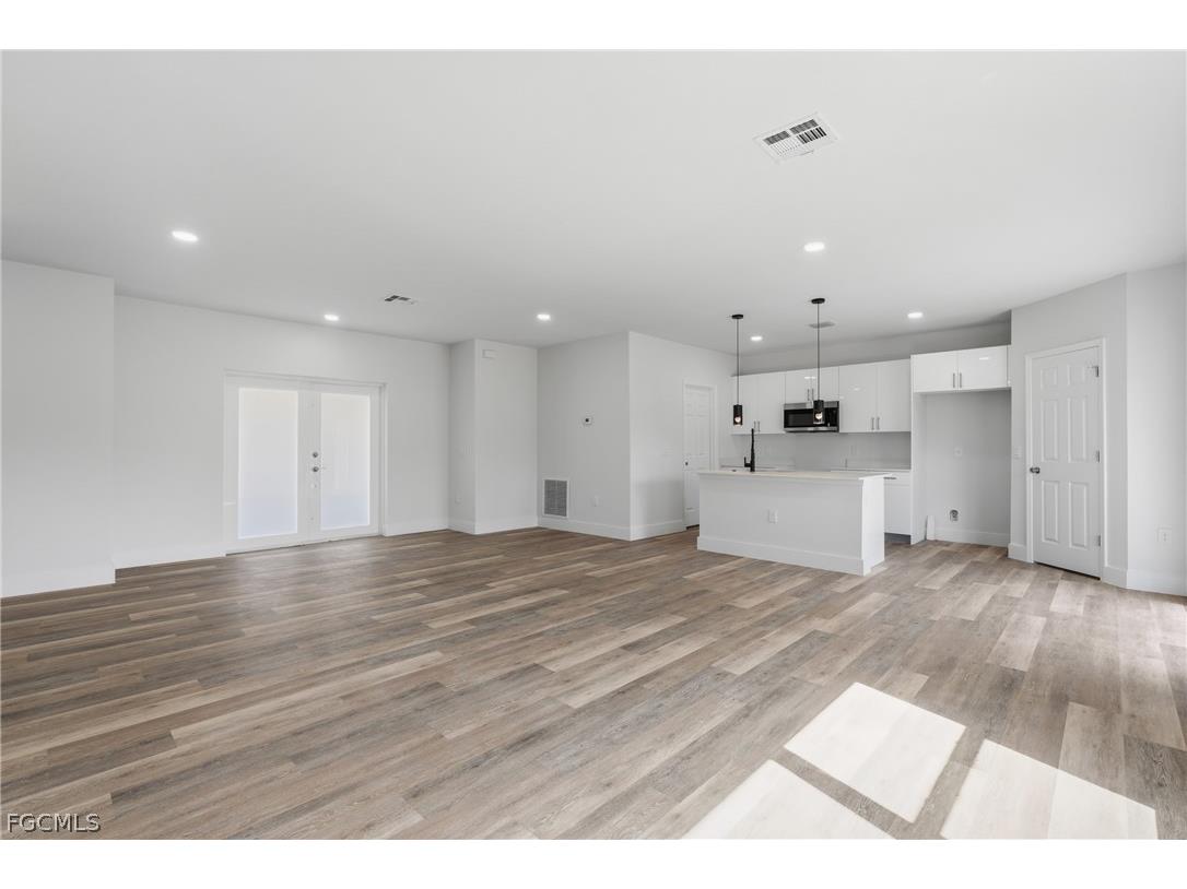 325 Hermosa Avenue Lehigh Acres FL 33974 2026012400 image10