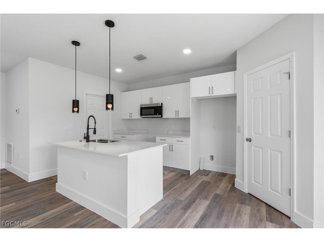 325 Hermosa Avenue Lehigh Acres FL 33974 2026012400 image12