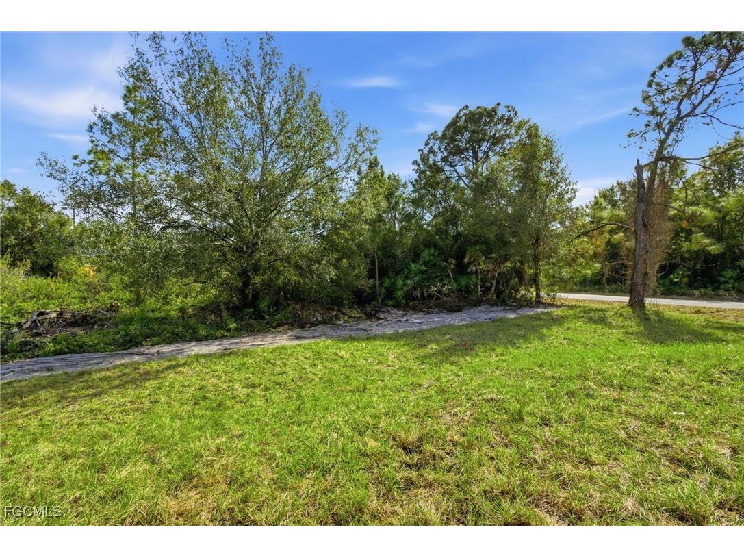 325 Lloyd Avenue S Lehigh Acres FL 33974 2025020003 image28