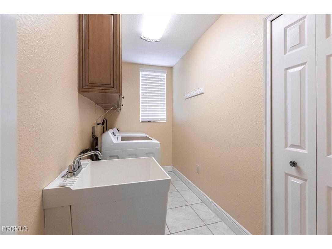 325 Madrid Boulevard Punta Gorda FL 33950 2025004534 image34