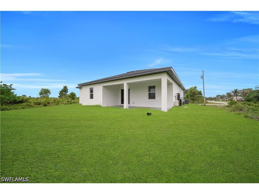 325 Paulcrest Avenue Lehigh Acres FL 33974 226021893 image33
